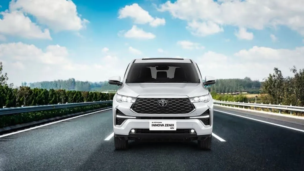 Toyota Innova Zenix