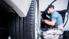 Perawatan Mobil Oleh Bengkel Auto2000