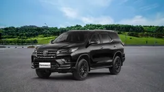 Wisata dengan Fortuner