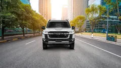 Wisata dengan Toyota Land Cruiser