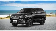 Wisata Danau Sipin dengan Fortuner