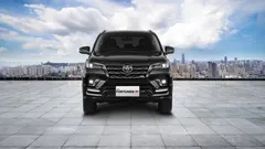 Wisata Gunung di Jawa dengan Mobil Toyota