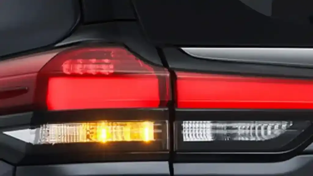 penyebab lampu mobil tidak mau mati