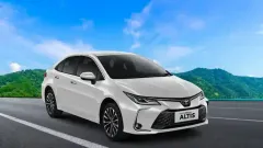 review corolla altis