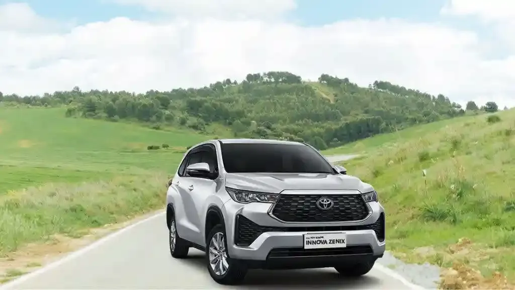 Cara Menyalip di Jalan Tol.webp