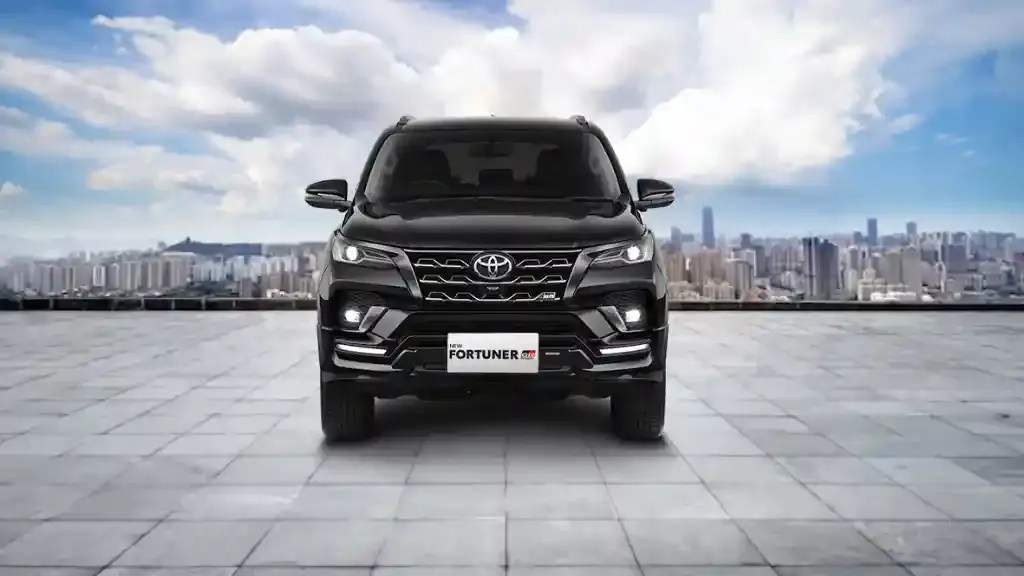 Cara Mengeluarkan Mobil yang Terjebak di Lumpur.webp