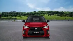 Cara menutup kap mobil.webp