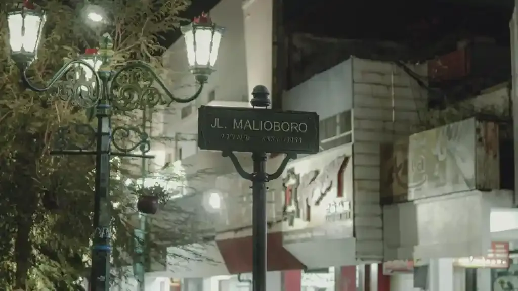 Parkir Mobil Malioboro.webp