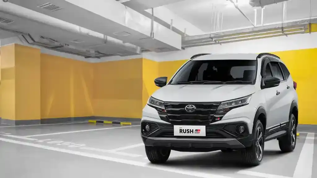 cara parkir mobil manual 