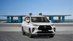 parkir mobil pantai kuta