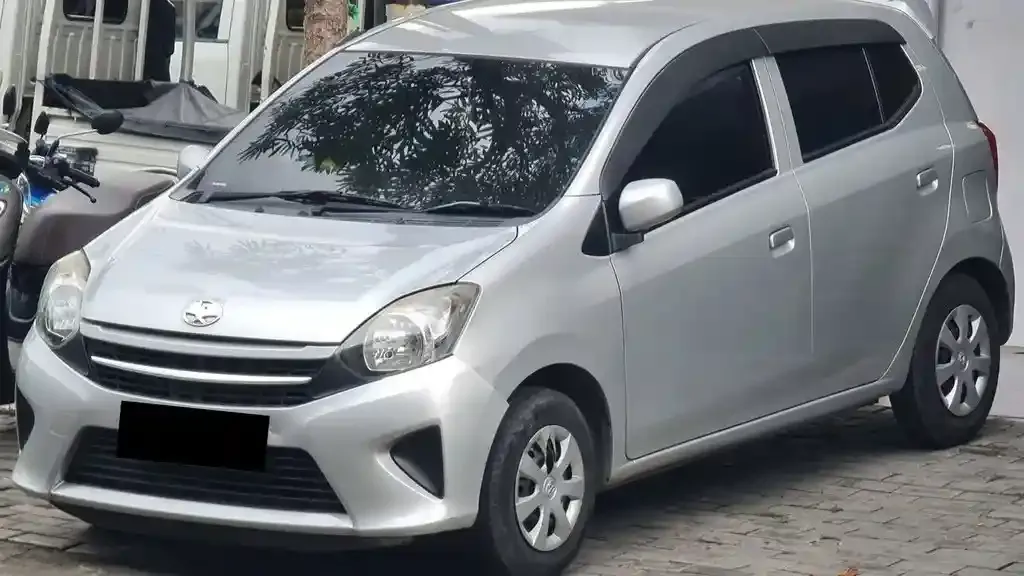 agya vs etios valco.webp