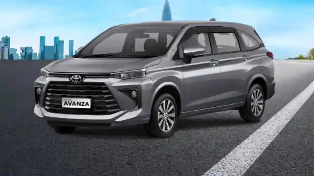 mobil avanza lama