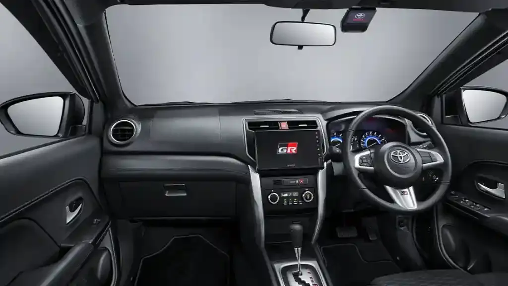 sistem infotainment mobil