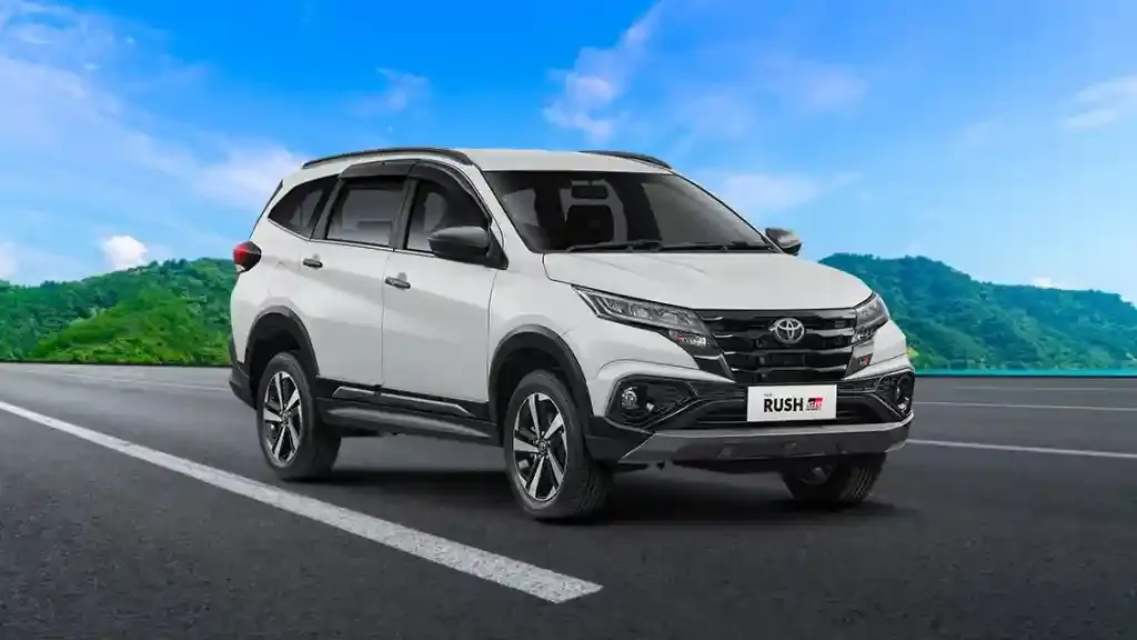 rush mpv atau suv.webp