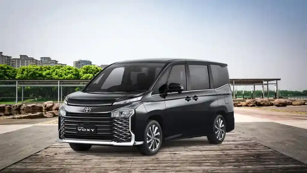 apakah toyota voxy boros.webp