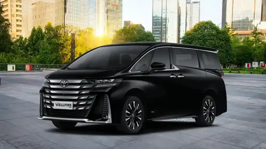 vellfire 2015 vs 2018.webp