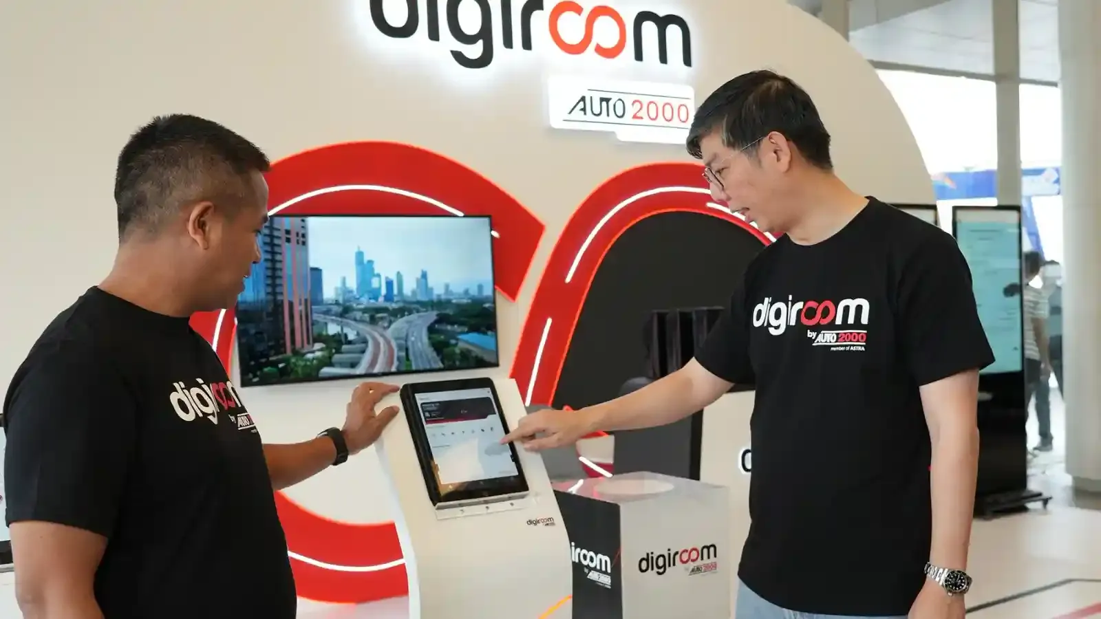 aplikasi auto2000 digiroom.webp