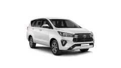 perbedaan innova reborn dan biasa.webp