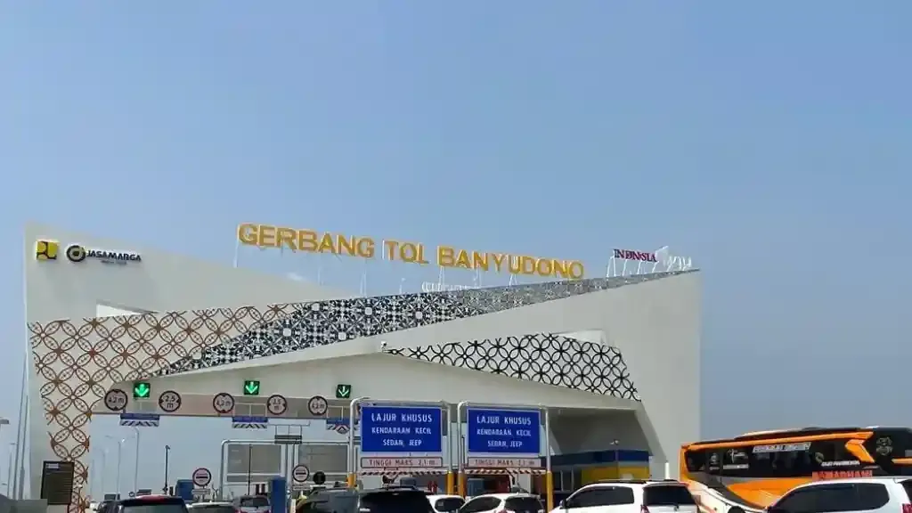 gerbang tol banyudono.webp
