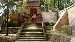 Surabaya ke Jogja Berapa Jam.webp