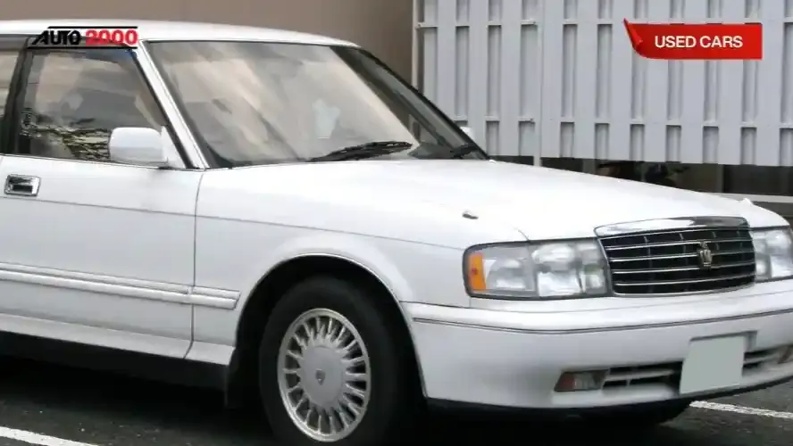 Toyota Crown Royal Saloon.webp
