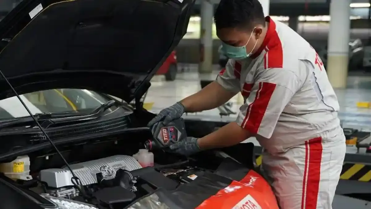 bengkel radiator mobil.webp