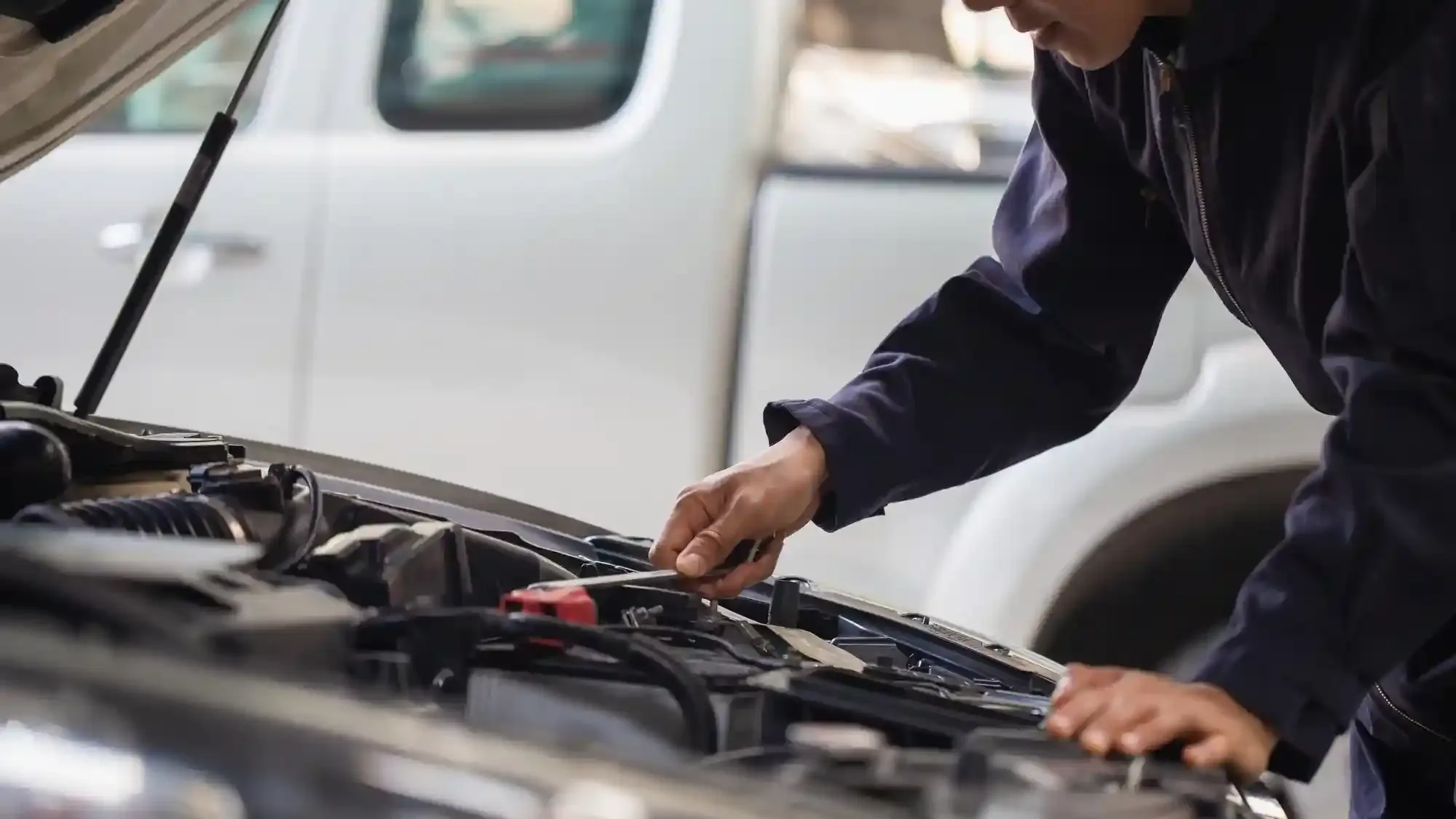gurah mesin mobil.webp