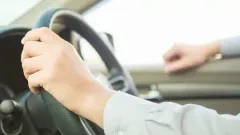 mimpi naik mobil.webp