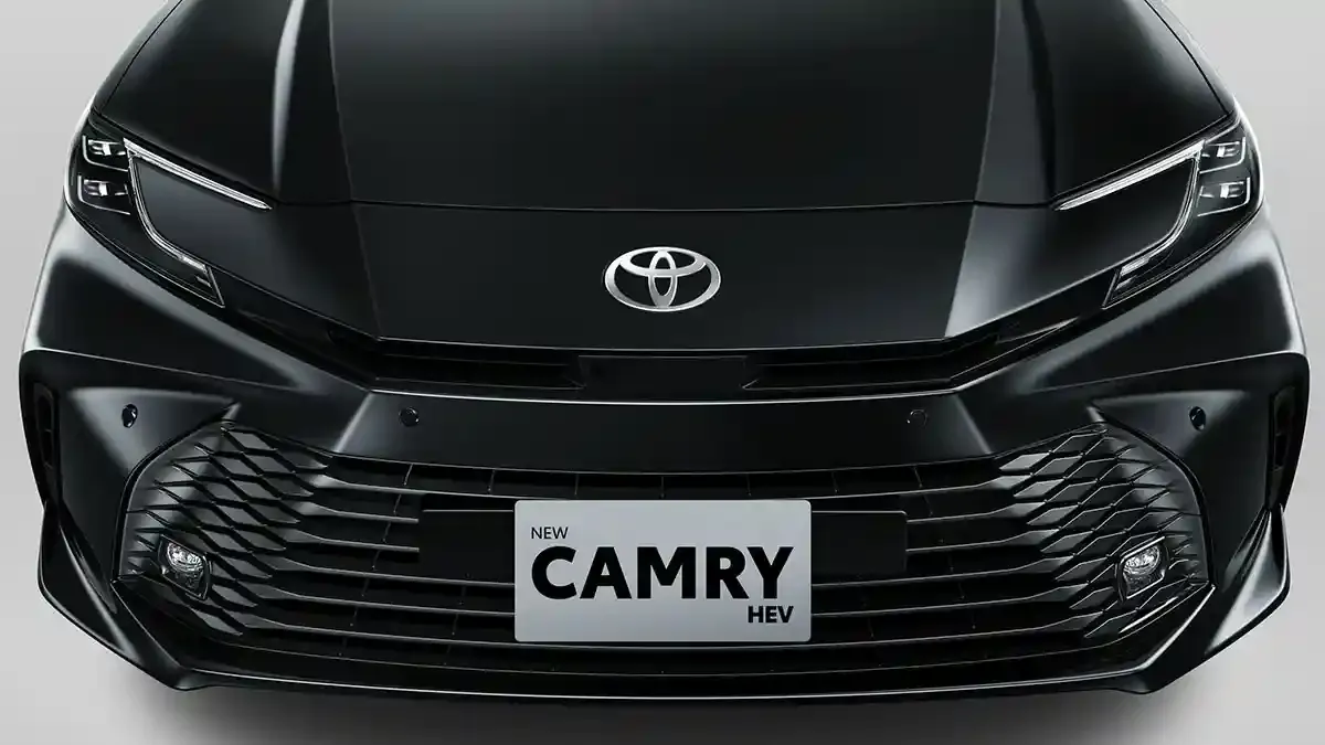 sedan hybrid.webp