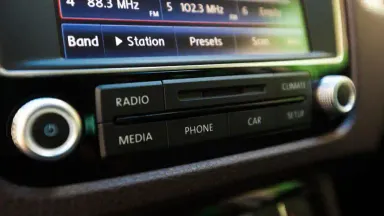 stasiun radio.webp