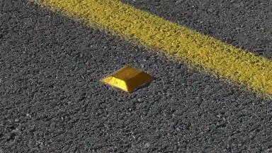 road stud.webp