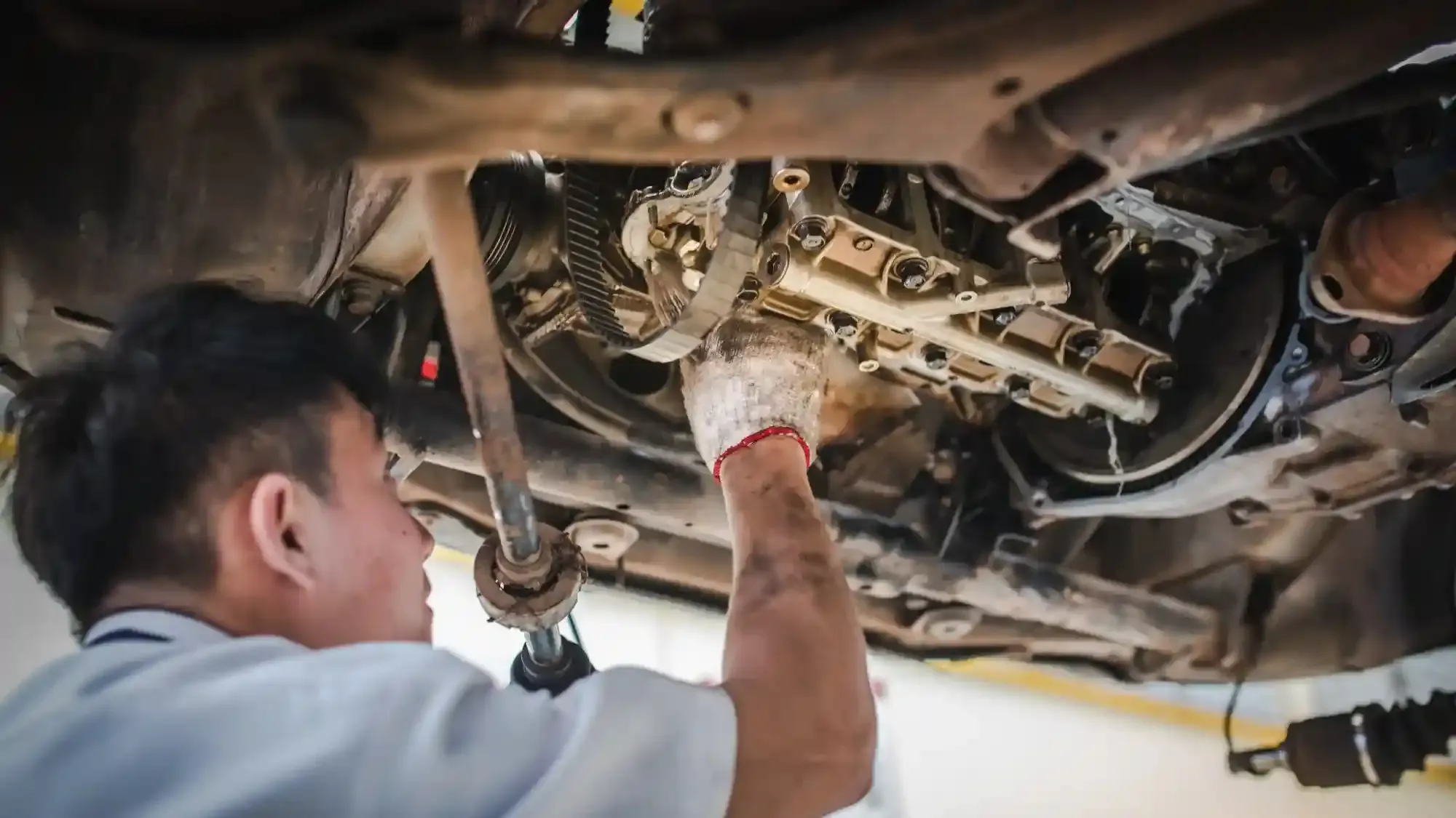 tie rod mobil rusak.webp