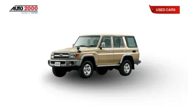 land cruiser model lama.webp