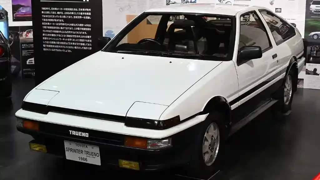 Toyota Sprinter Trueno AE86.webp