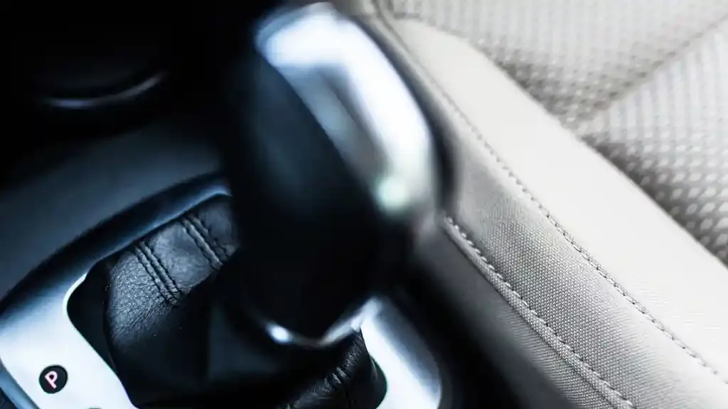 Perbedaan Matic Tiptronic dan CVT.webp