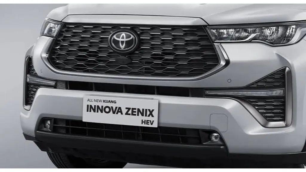 berapa macam tipe innova zenix.jpg