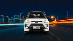 berapa panjang mobil raize.jpg