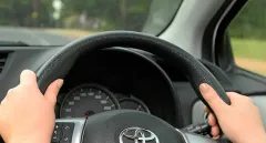 kenapa setir mobil indonesia di kanan.webp