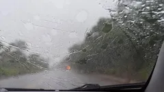 perawatan body mobil di musim hujan 1.jpg