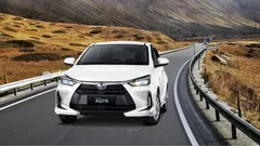 perawatan mobil putih.jpeg