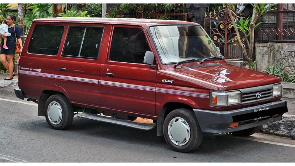 Mobil Toyota Kijang Lawas
