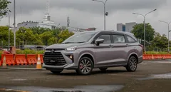 tips cuci mobil di musim hujan.jpg