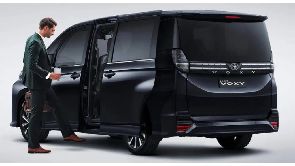 Mobil Toyota Voxy